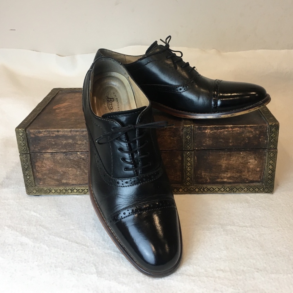 Bass Men’s dress shoes size 8M